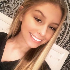 Meet your Posher, Isabella